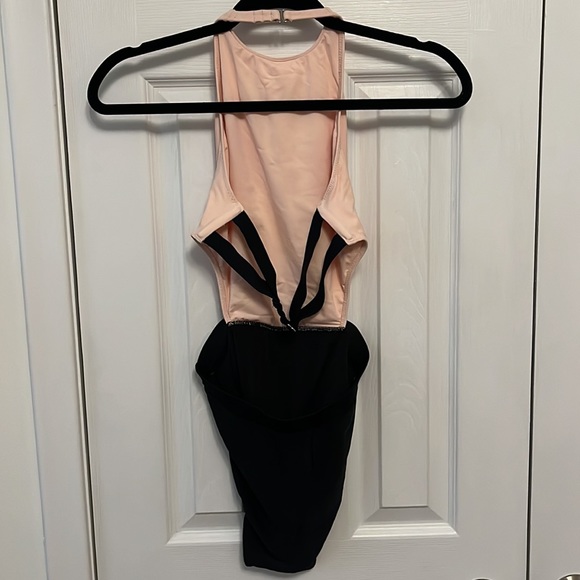 Forever 21 black & pink swimsuit - Picture 4 of 8
